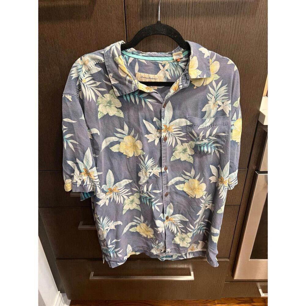 TOMMY BAHAMA Shirt Mens Button Up Short Sleeve large Hawaiian Silk